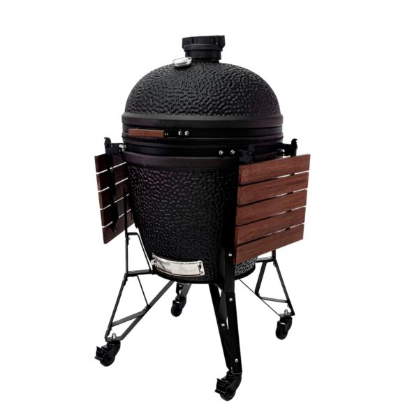 Kamado Urban XL Complete en cerámica negra con mesas laterales plegables de madera y soporte con ruedas.