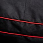 Detalle de costura roja en funda negra Kamado Joe