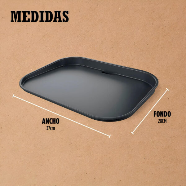 Plancha intercambiable para barbacoa Ninja Woodfire con medidas de ancho 37 cm y fondo 28 cm.