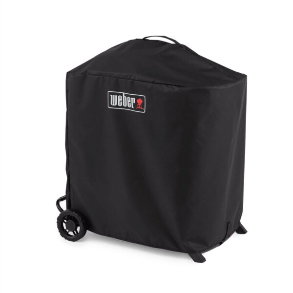 Funda negra resistente para barbacoa Weber Traveler Compact, mostrando el logo de Weber.