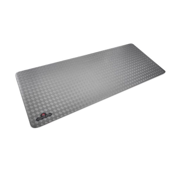 Alfombra Protectora Napoleon de textura metalizada en acabado de aluminio, perfecta para proteger el suelo debajo de la barbacoa.