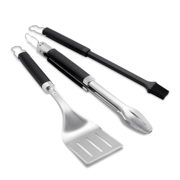 Kit de 3 Utensilios Premium de Weber, incluye espátula, pinzas y brocha de silicona