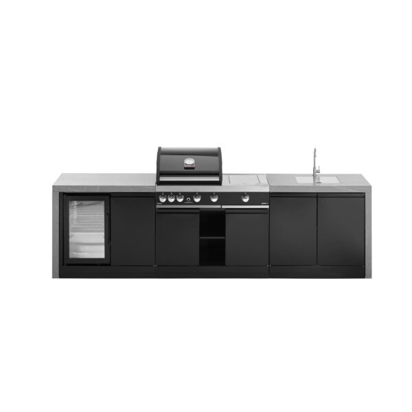 Una moderna cocina modular de exterior Grandpro 299 WF Series en negro, equipada con una barbacoa de acero, nevera y fregadero.