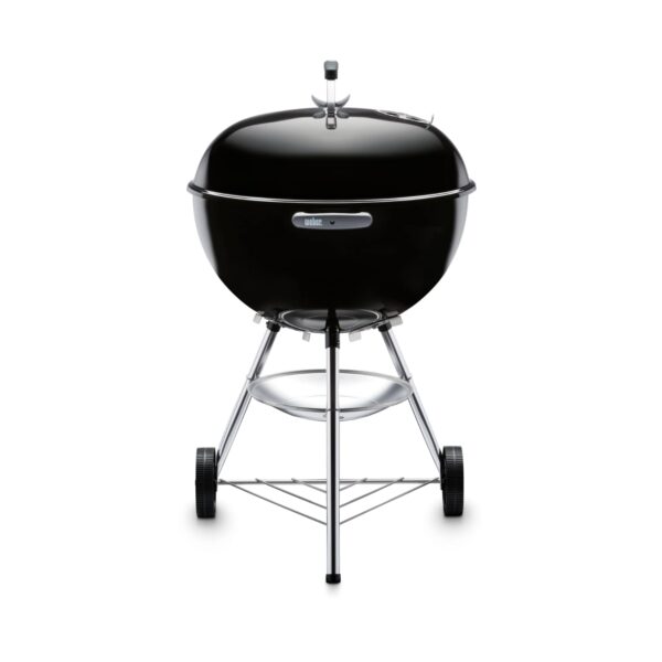 Barbacoa de carbón Weber Bar-B-Kettle en negro, vista frontal con tapa cerrada y diseño clásico.