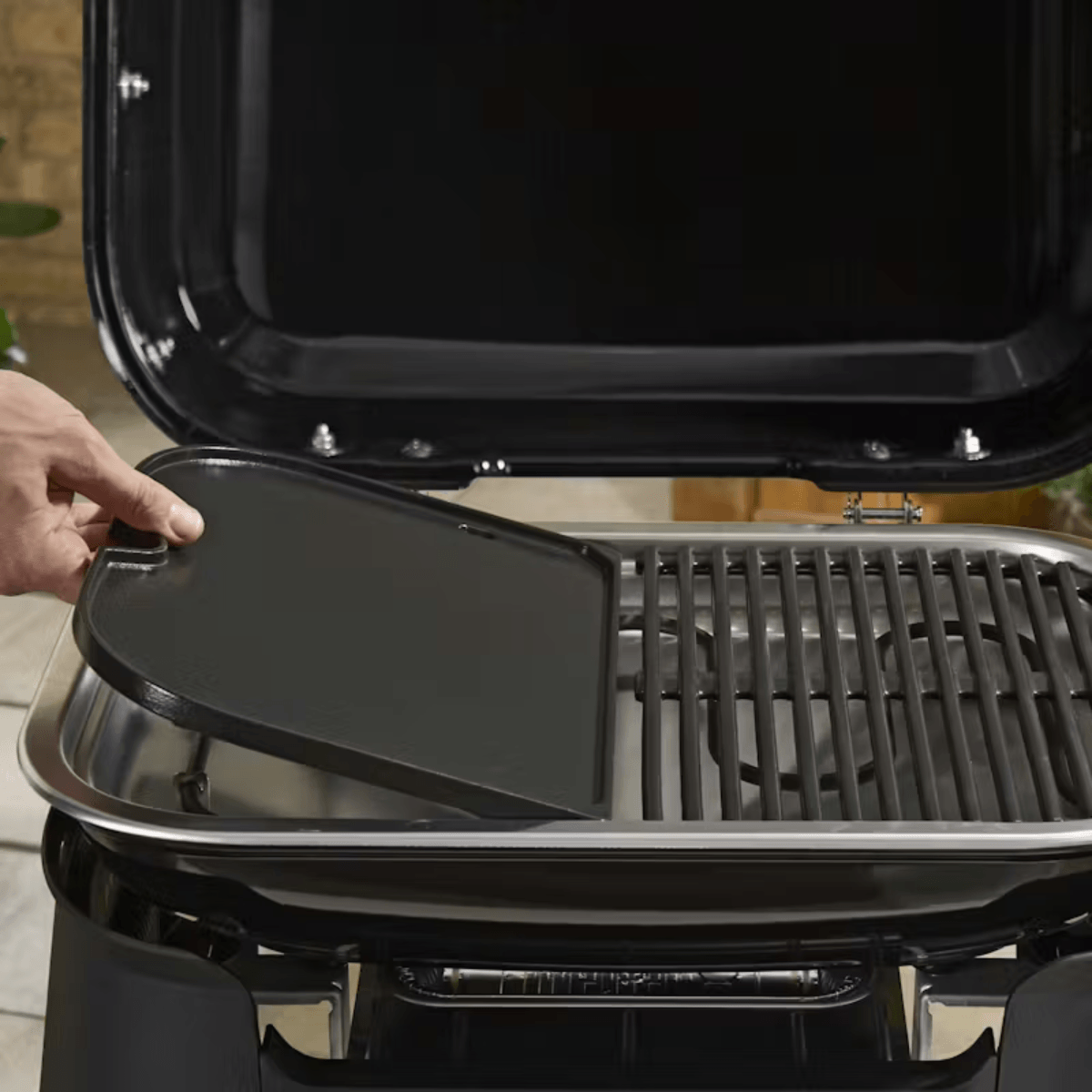 Barbacoa eléctrica Weber Lumin con plancha insertable