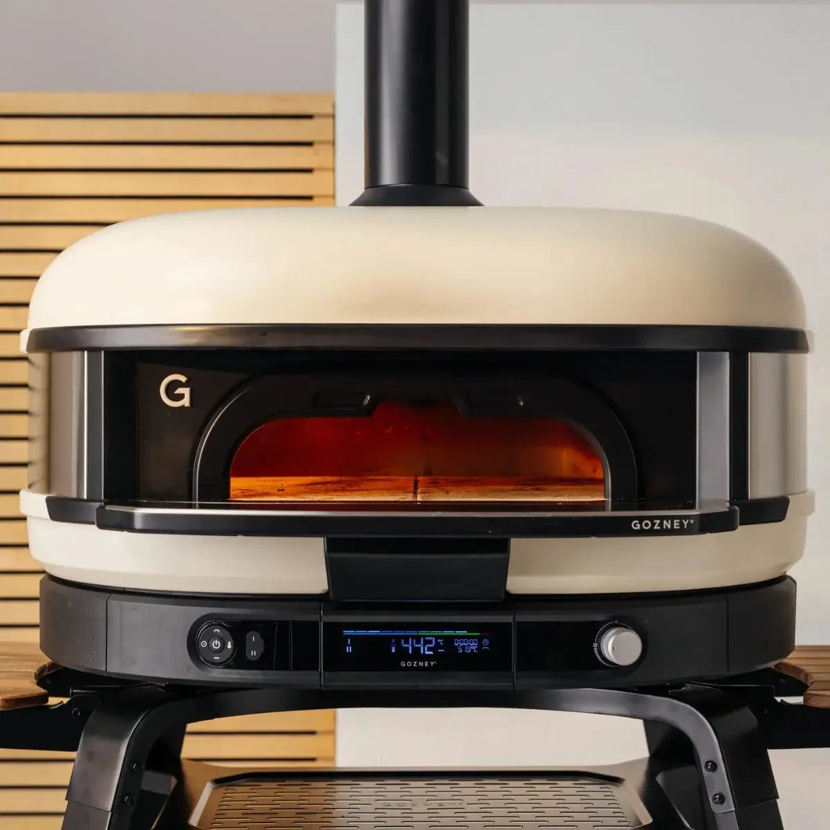Horno Gozney Gen 2 encendido con Arco Napolitano