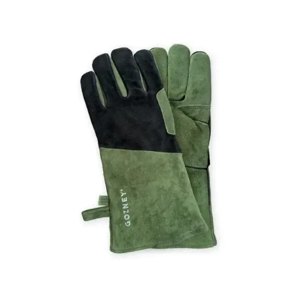 Par de guantes Gozney de ante verde y negro sobre fondo blanco, mostrando las palmas y el puño largo.