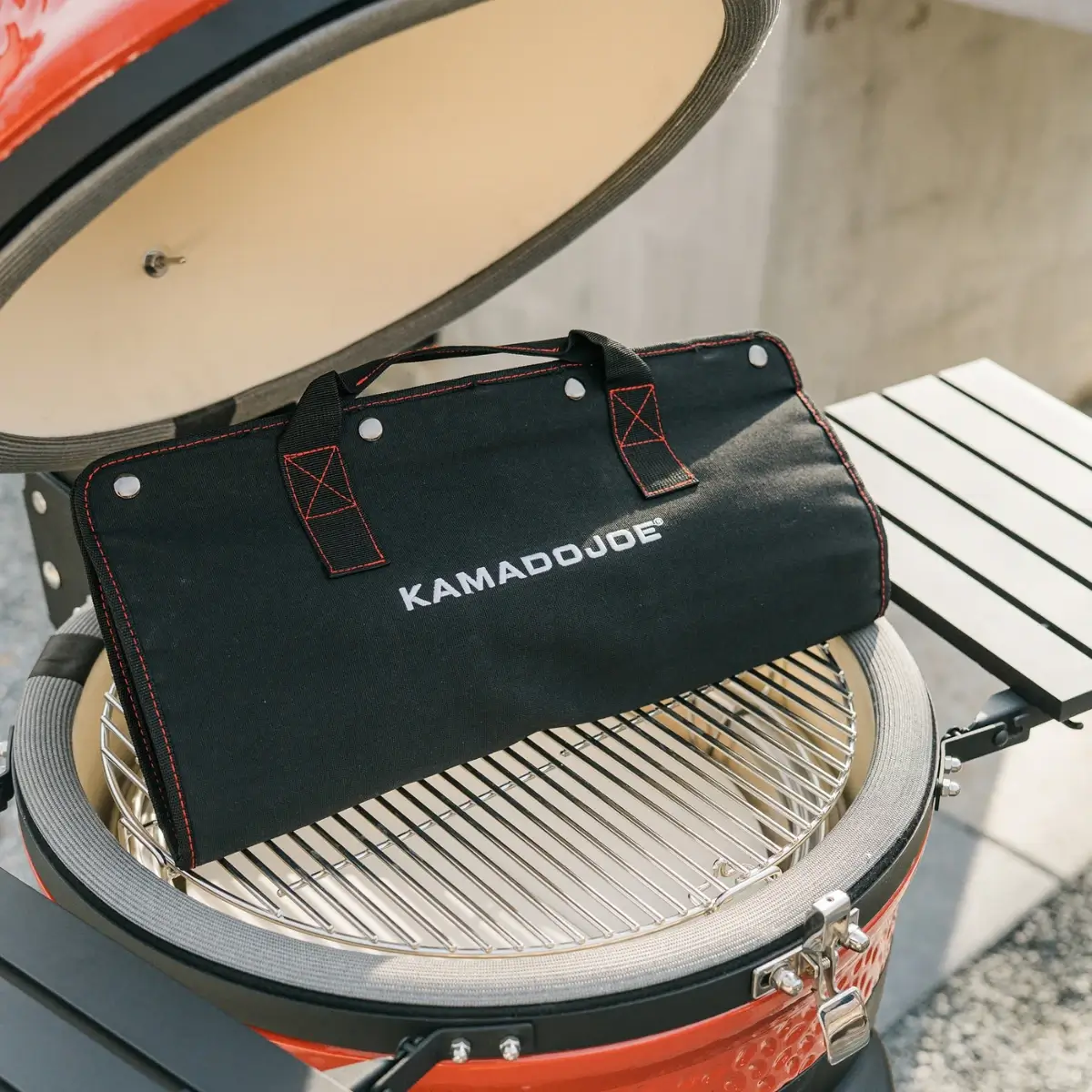 Funda de lona resistente al agua del kit Krafted Kamado Joe